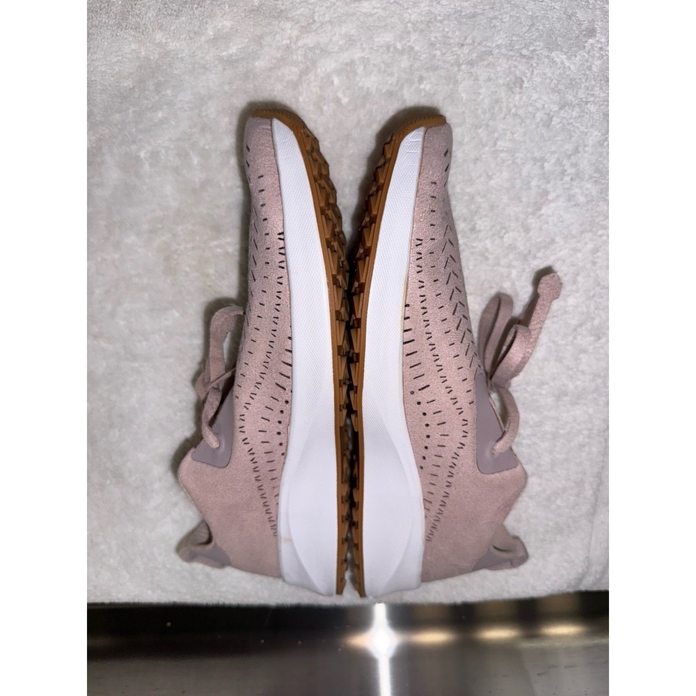 Native Pink Apollo Perforated Sneakers Women's Size 7 EUC - Picture 6 of 9